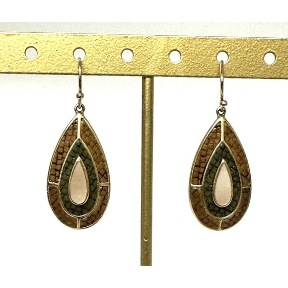 Vintage Monet Teardrop Earrings Mother of Pearl Brown Gray Mosaic Gold Tone - Picture 2 of 10